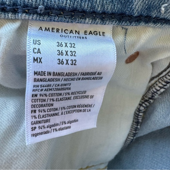 Preowned - American Eagle Flex+ Athletic Fit Light Wash. 36x32 - Picture 4 of 8